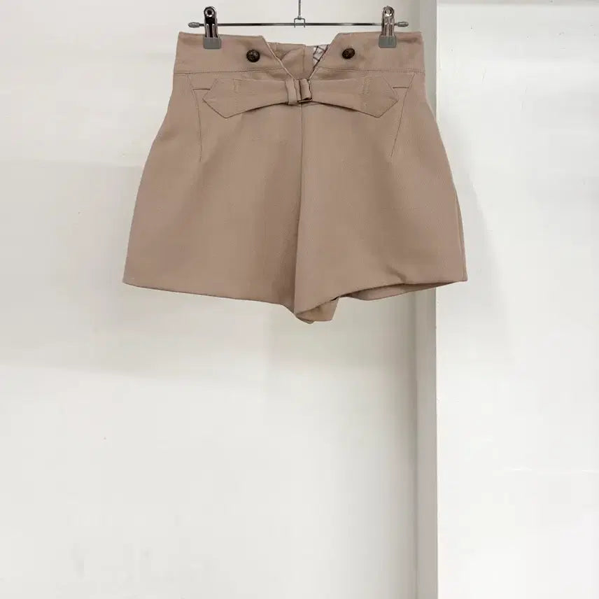 [BUNJANG] Maison Margiela Beige High-Waist Shorts / 메종 마르지엘라 베이지 하이웨이스트 숏팬츠