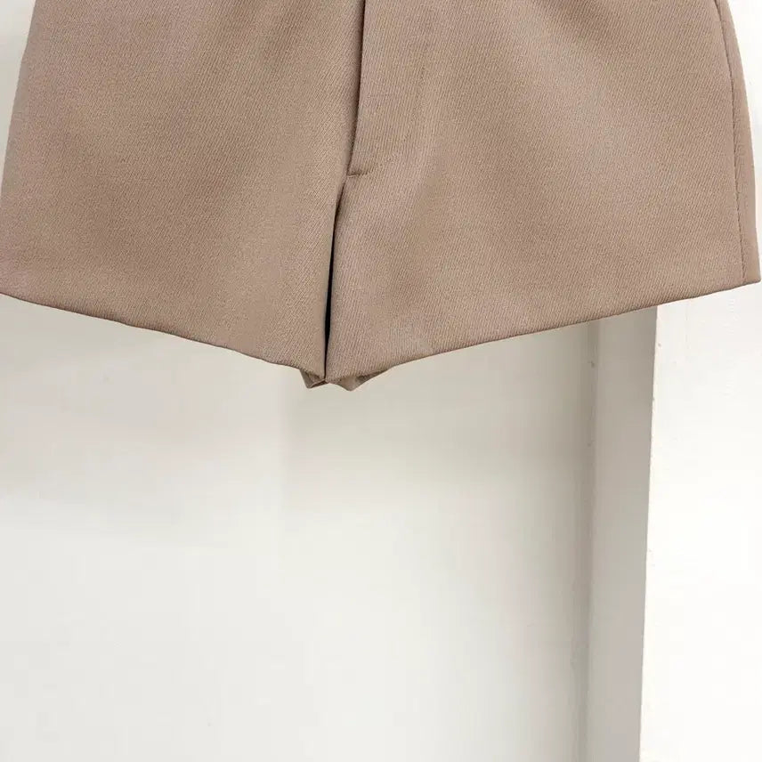 [BUNJANG] Maison Margiela Beige High-Waist Shorts / 메종 마르지엘라 베이지 하이웨이스트 숏팬츠
