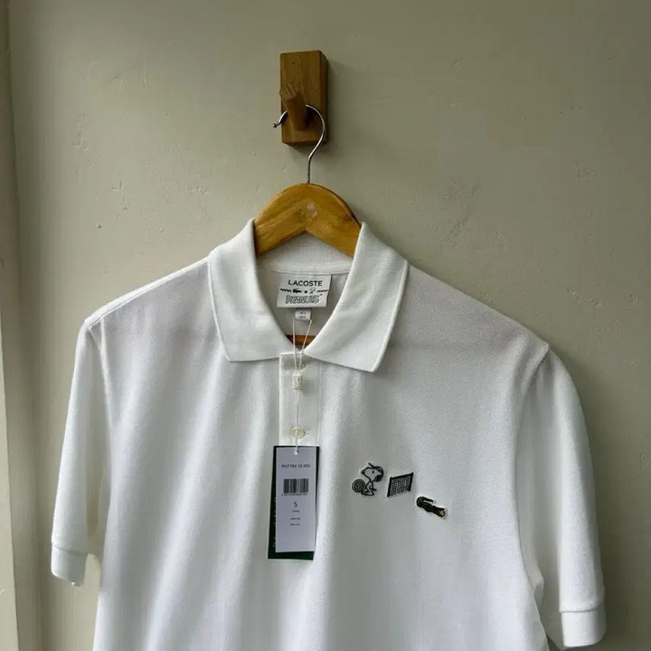 [SOLD OUT] 16759 - 라코스테 X 피너츠 스누피 반팔 카라티