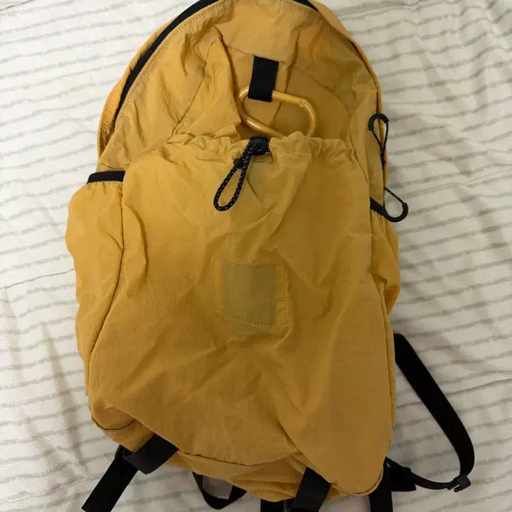 [BUNJANG] Ememo Garden Backpack 75L / 에메모가든 백팩 개나리 75L