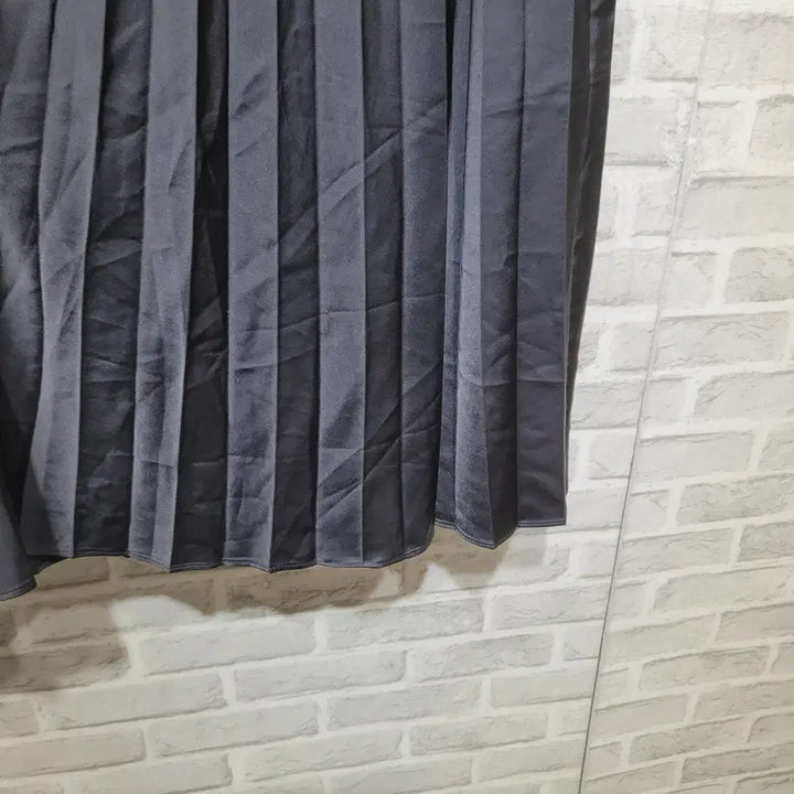 [BUNJANG] Generic Pleated Skirt - Size F / ㅈ46 주름 스커트 F