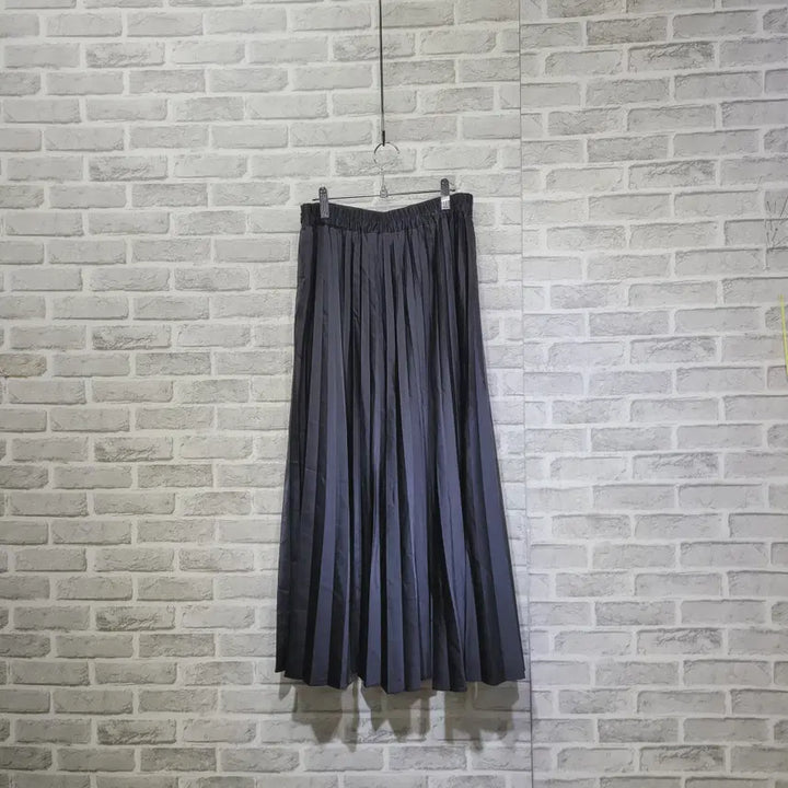 [BUNJANG] Generic Pleated Skirt - Size F / ㅈ46 주름 스커트 F