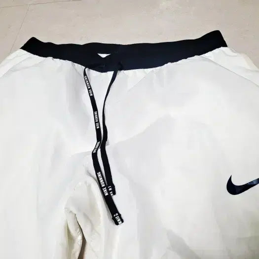 [BUNJANG] Nike Blue Ribbon Training Pants / 나이키 블루리본 트레이닝팬츠 러닝팬츠 폴1325