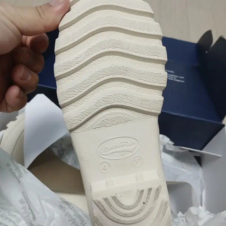 [BUNJANG] Rockfish Matte Short Rain Boots / 락피쉬 레인부츠 팝니다