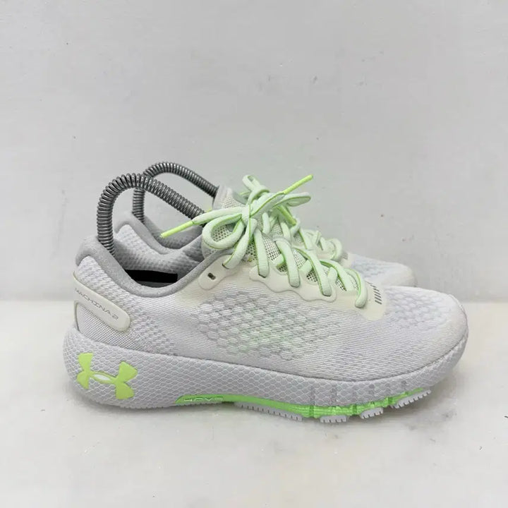 [BUNJANG] Under Armour Hovr Machina 2 Running Shoes / (240)언더아머 운동화 호버 마키나2 런닝화
