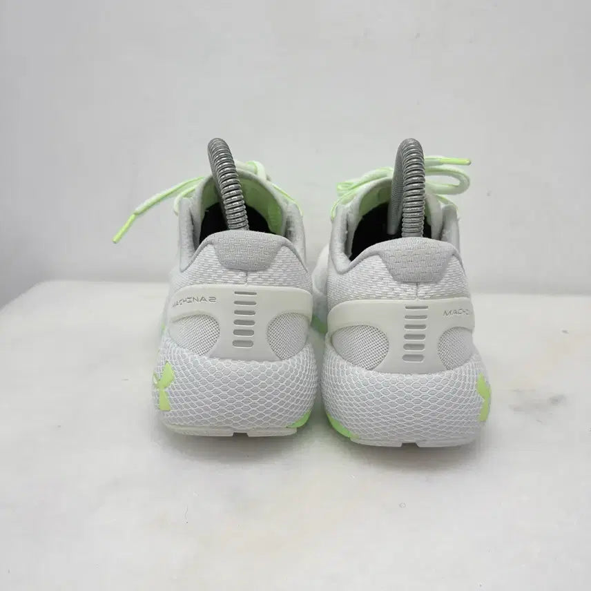 [BUNJANG] Under Armour Hovr Machina 2 Running Shoes / (240)언더아머 운동화 호버 마키나2 런닝화
