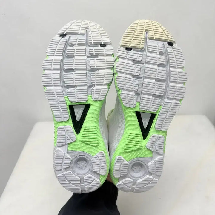 [BUNJANG] Under Armour Hovr Machina 2 Running Shoes / (240)언더아머 운동화 호버 마키나2 런닝화