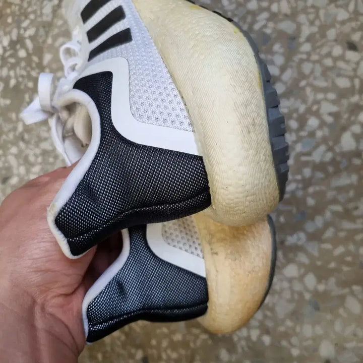 [BUNJANG] Adidas Boost Running Shoes (Size 255) / [255 size]아디다스 부스트 운동화 런닝화