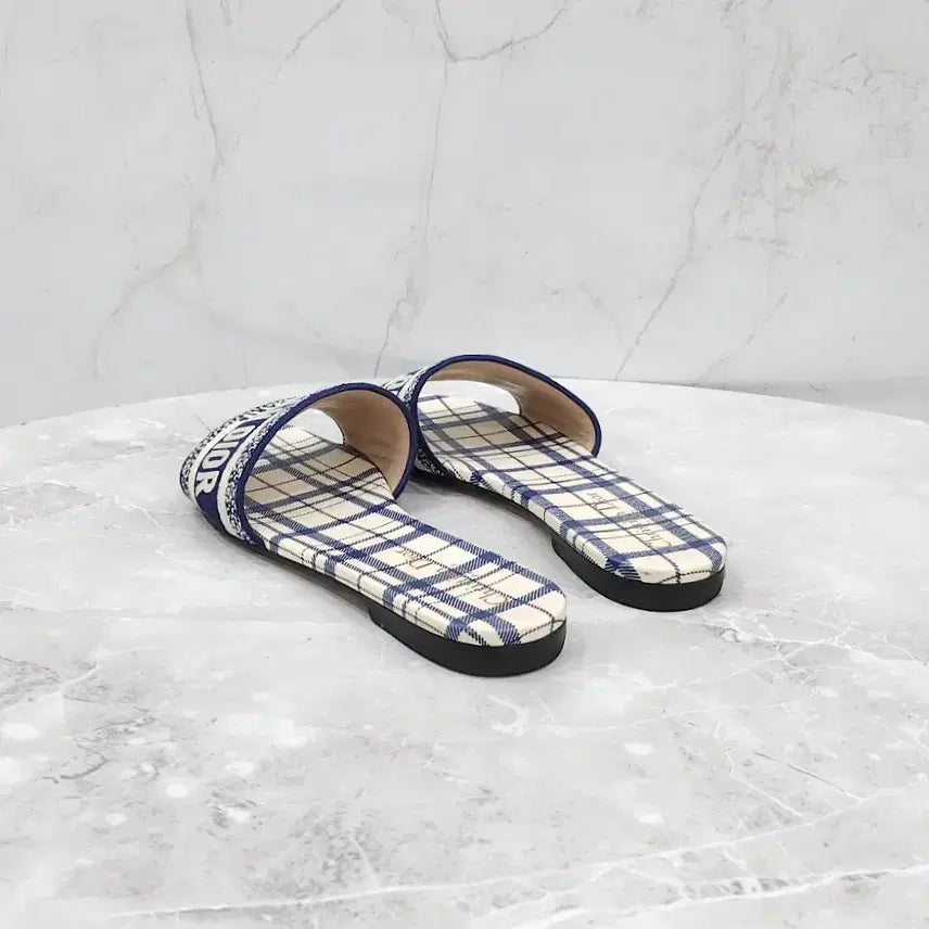 [BUNJANG] Dior Check Dway Slide Slippers (Size 38) / 38 / 디올 체크 디웨이 슬라이드 슬리퍼 KCQ209CND