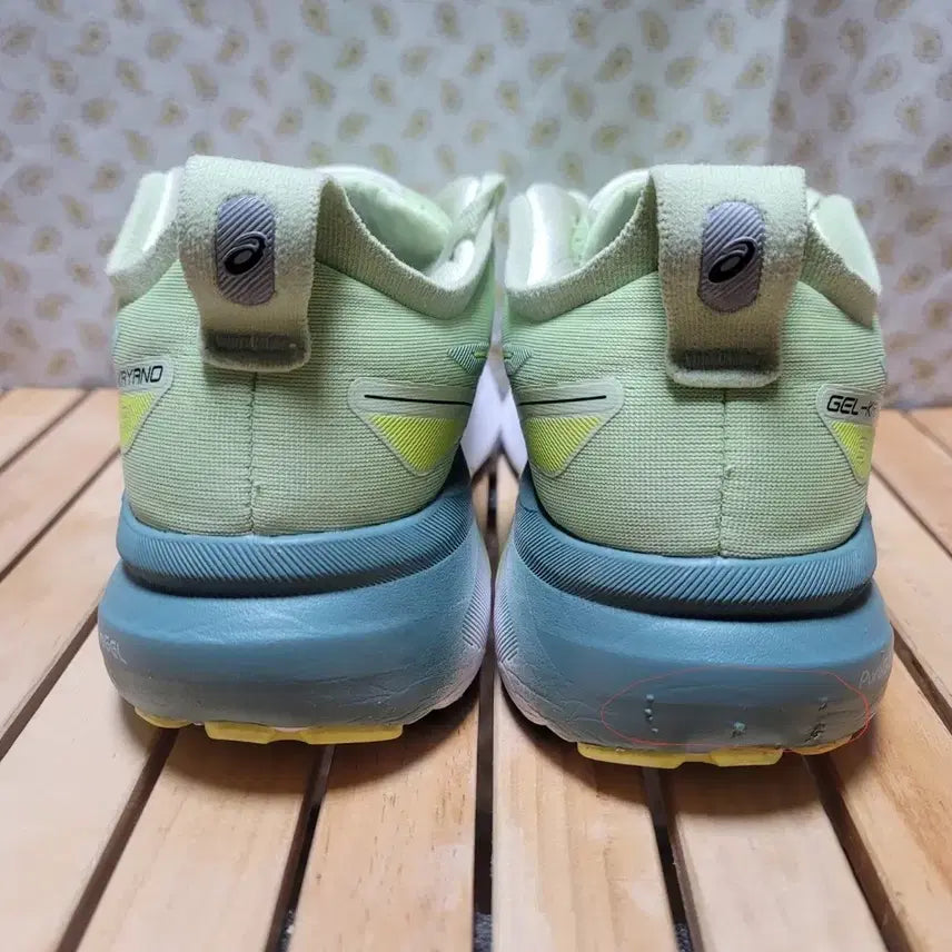 [SOLD OUT] 아식스 젤 카야노 31 러닝화  270
