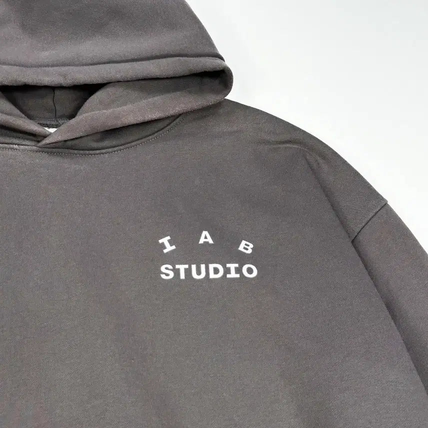 [BUNJANG] Iab Studio Back Logo Basic Hoodie (2XL) / (오염존재, 2XL) 아이앱스튜디오 백로고 베이직 후드티