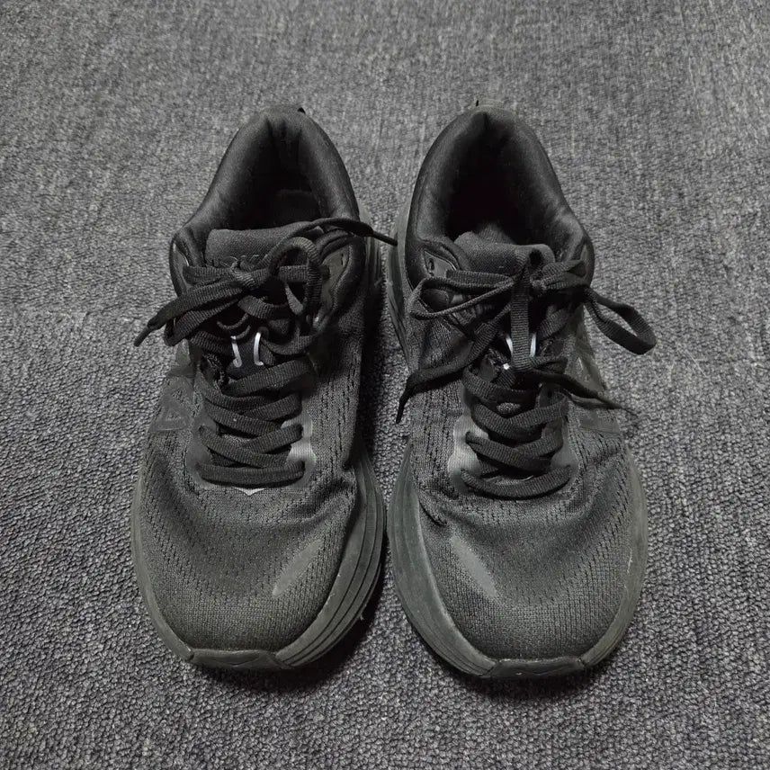[BUNJANG] Hoka Bondi 8 Running Shoes / 호카 블랙 본디 8 러닝화 235 26042416