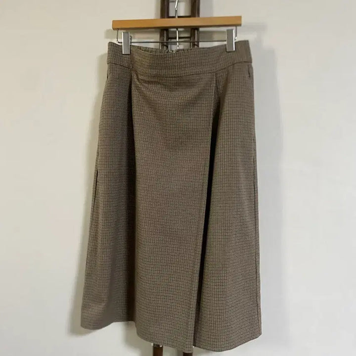 [BUNJANG] Brown Checkered Long Skirt / 브라운 잔체크 뒷밴딩  롱스커트 29인치