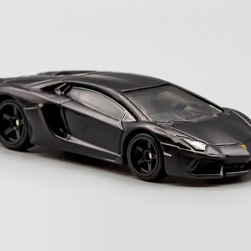 [BUNJANG] Hot Wheels Lamborghini Aventador Coupe Matte Black Diecast Car / 핫휠 분노의질주 람보르기니 아벤타도르 쿠페 무광블랙 레어템 미개봉 새상품