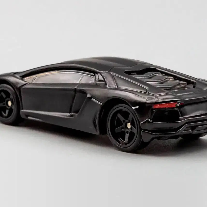 [BUNJANG] Hot Wheels Lamborghini Aventador Coupe Matte Black Diecast Car / 핫휠 분노의질주 람보르기니 아벤타도르 쿠페 무광블랙 레어템 미개봉 새상품