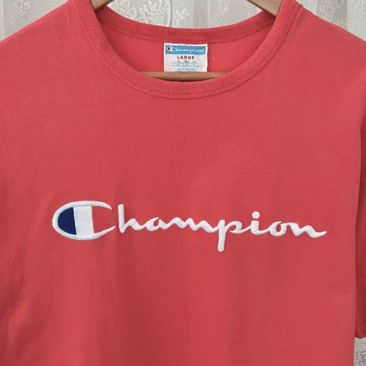 [SOLD OUT] L) 챔피온 빅로고 반팔 티셔츠 코랄