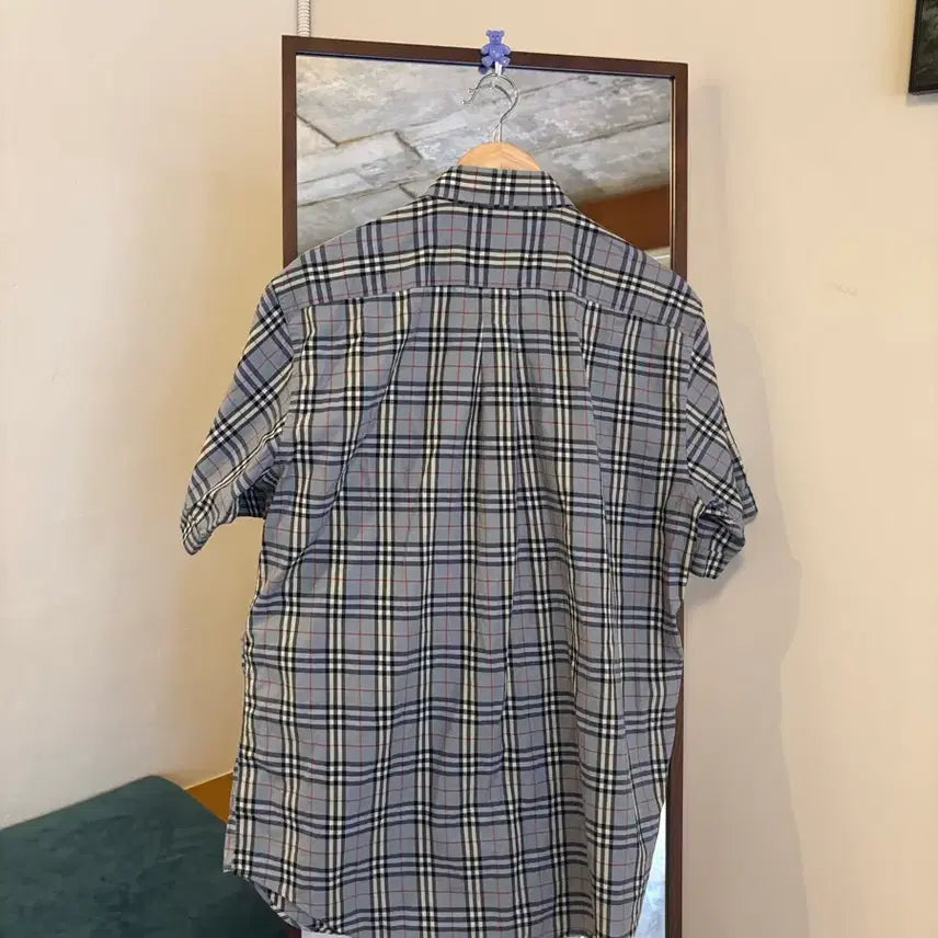 [BUNJANG] Burberry Checkered Short Sleeve Shirt / 버버리 체크 반팔 셔츠