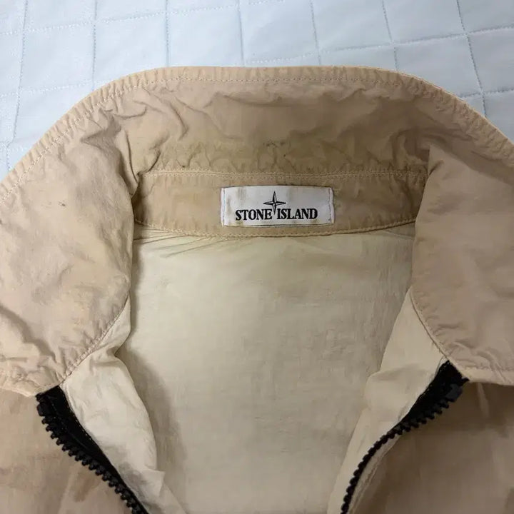[SOLD OUT] 스톤아일랜드 베이지색 오버셔츠 자켓 L사이즈