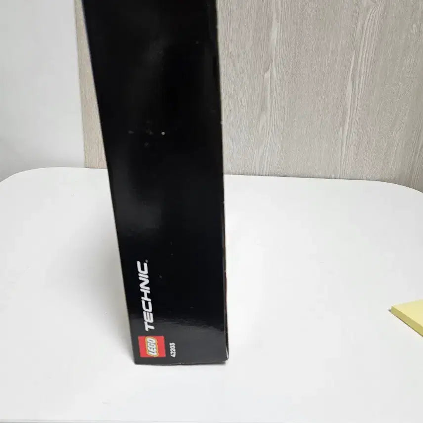 [BUNJANG] Lego Technic 42203 Dump Truck (Damaged Box) Sealed / 레고 테크닉 42203 덤프트럭 박스훼손 미개봉