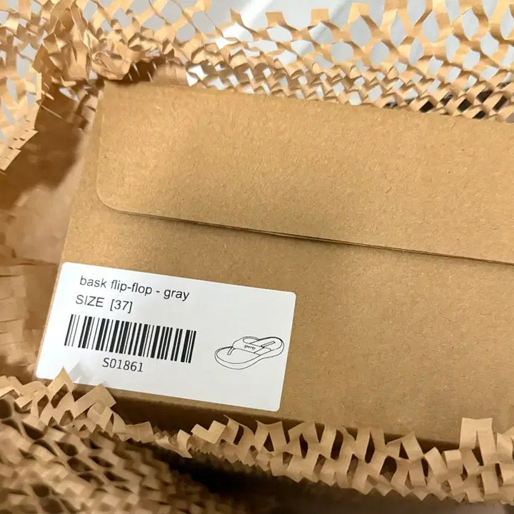 [SOLD OUT] 미닛뮤트 바스크 플립 플랍 그레이 37