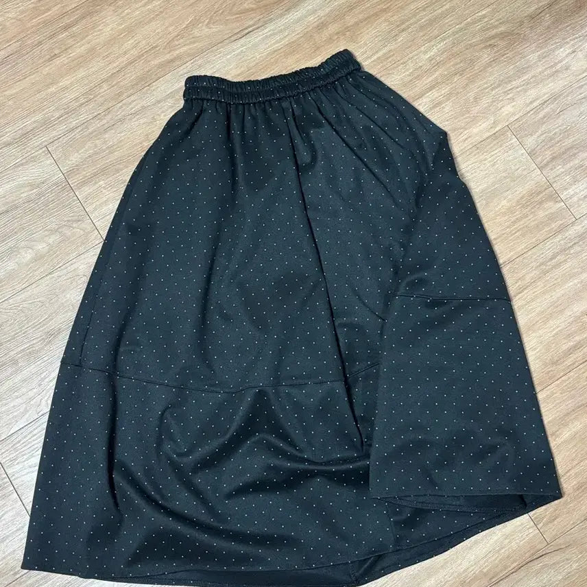 [BUNJANG] Dot Flare Bending Long Skirt / 도트 플레어 밴딩 롱 스커트