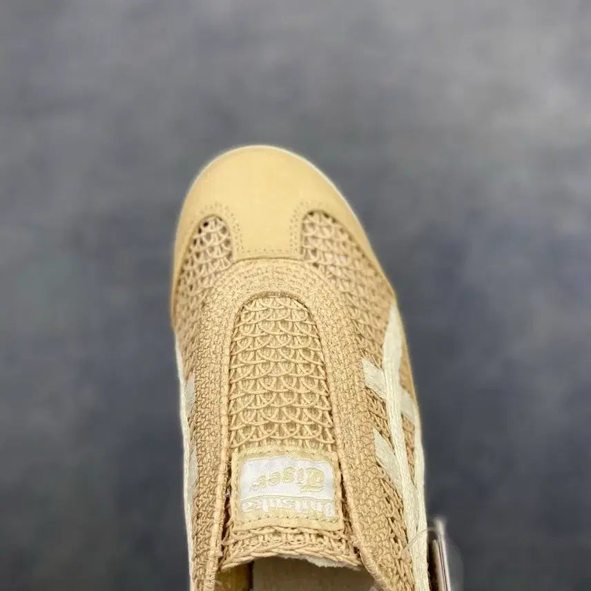 [SOLD OUT] 오니츠카타이거 뮬 스니커즈 베이지 메쉬 사이즈: 240