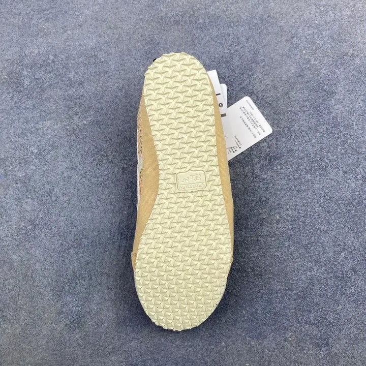 [SOLD OUT] 오니츠카타이거 뮬 스니커즈 베이지 메쉬 사이즈: 240