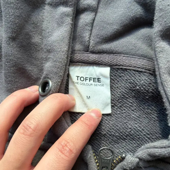 [BUNJANG] TOFFEE Hooded Zip-up M Size / 토피 후드집업 M