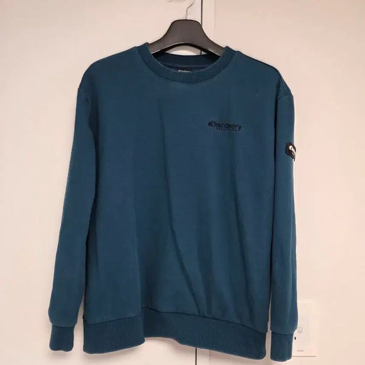 [SOLD OUT] 디스커버리 맨투맨