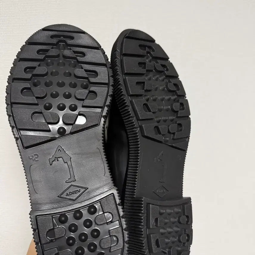 [SOLD OUT] Adieu Paris 아듀 타입 124 로퍼 42사이즈