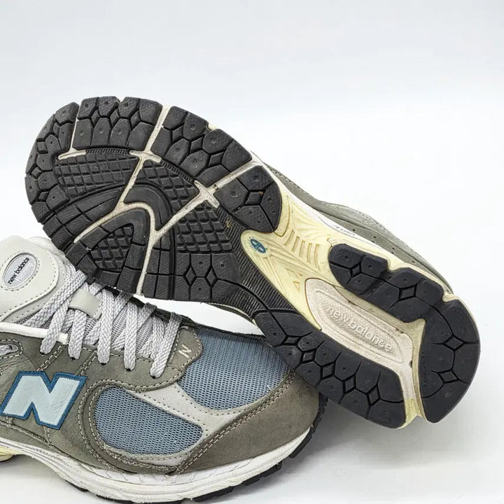 [SOLD OUT] 뉴발란스 2002R 쿨 그레이 (265 D)