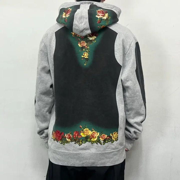 [BUNJANG] 슈프림 x 장폴고티에 19ss 플로럴 프린티드 후디 / 슈프림 x 장폴고티에 19ss 플로럴 프린티드 후디
