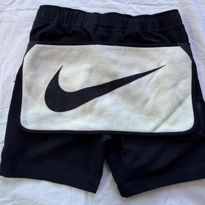 [BUNJANG] NIKE x MMW 나이키랩 베릴륨 3-IN-1 하이브리드 쇼츠  반바지 / NIKE x MMW 나이키랩 베릴륨 3-IN-1 하이브리드 쇼츠  반바지