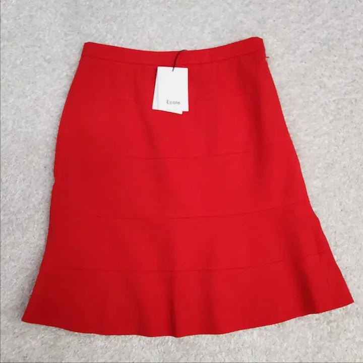 [BUNJANG] Ecole A-Line Skirt Red / [새상품] Ecole A라인 스커트 레드 55~66