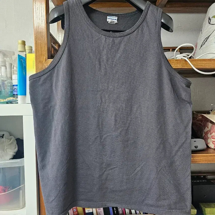 [BUNJANG] Walla Walla Sports Tank Top - Size L / 새상품)walla 왈라왈라 스포츠 나시 팔아요 100-105 l 라지