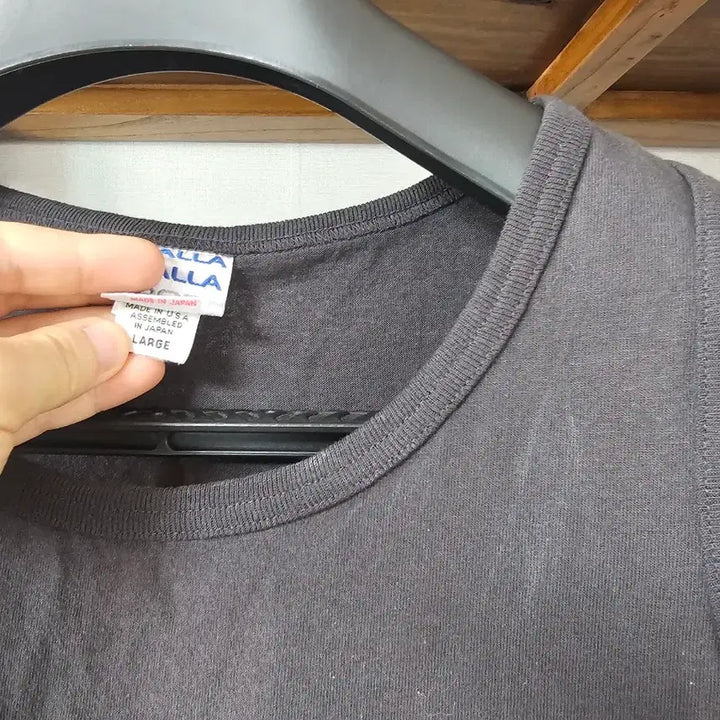[BUNJANG] Walla Walla Sports Tank Top - Size L / 새상품)walla 왈라왈라 스포츠 나시 팔아요 100-105 l 라지