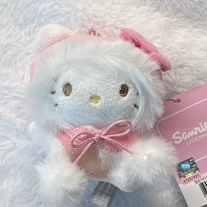 [BUNJANG] Sanrio Hello Kitty Winter Keyring Doll / 택o 정품 | 산리오 헬로키티 겨울 키링 인형