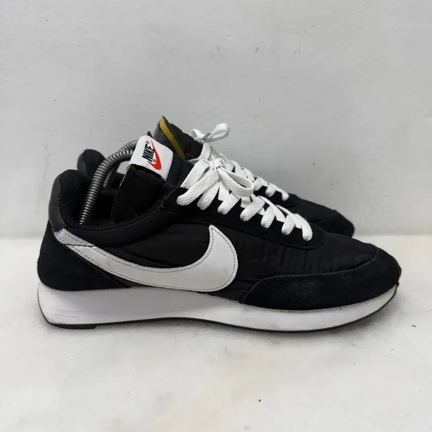 [BUNJANG] Nike Tailwind 79 Sneakers / (265)나이키 운동화 테일윈드79