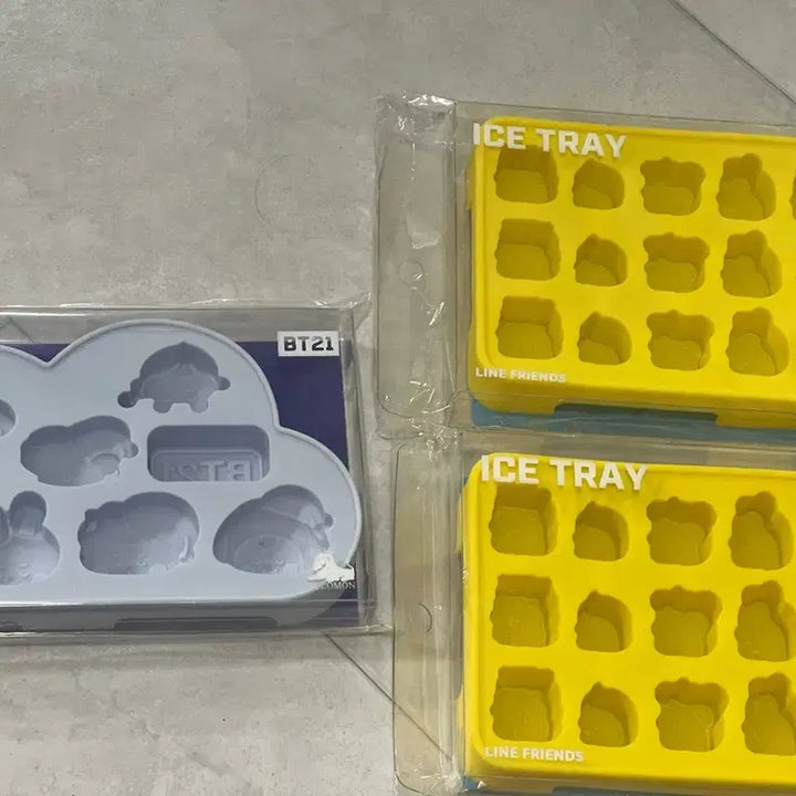 [BUNJANG] BT21 Chimmy, Cooky, Shooky Ice Tray Mold / BT21 일본 비티 방탄 아이스 트레이 몰드 (새상품) 치미 쿠키 슈키