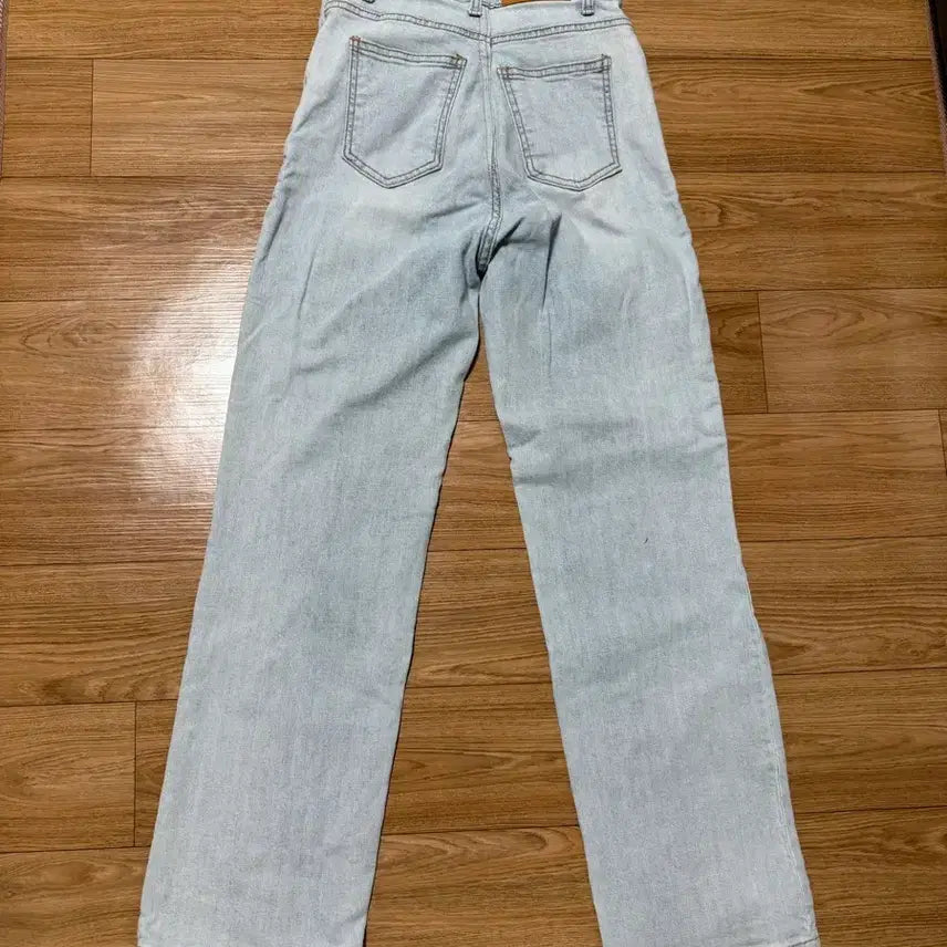 [BUNJANG] Light Wash Straight Jeans / 연청바지 일자