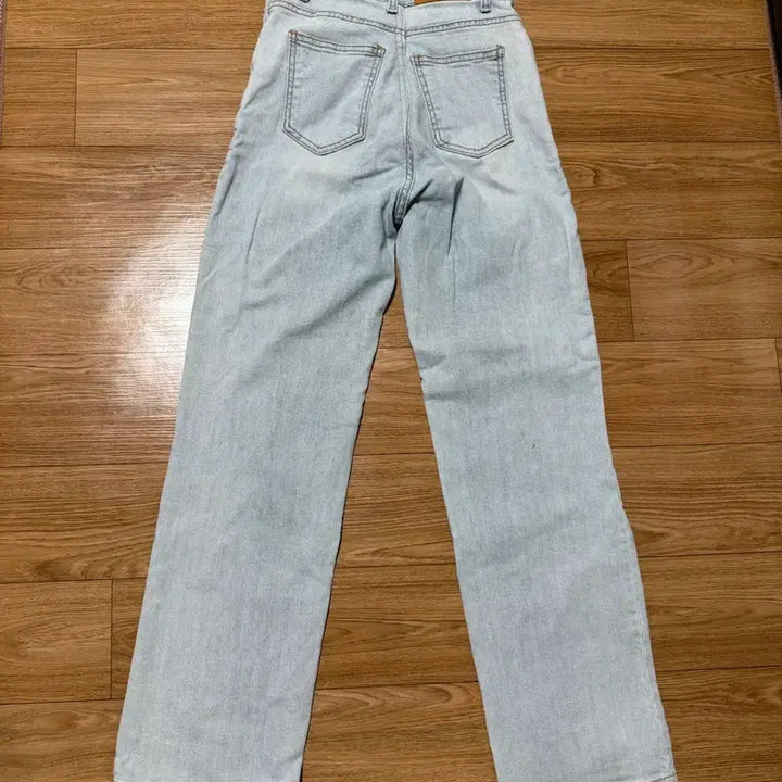 [BUNJANG] Light Wash Straight Jeans / 연청바지 일자