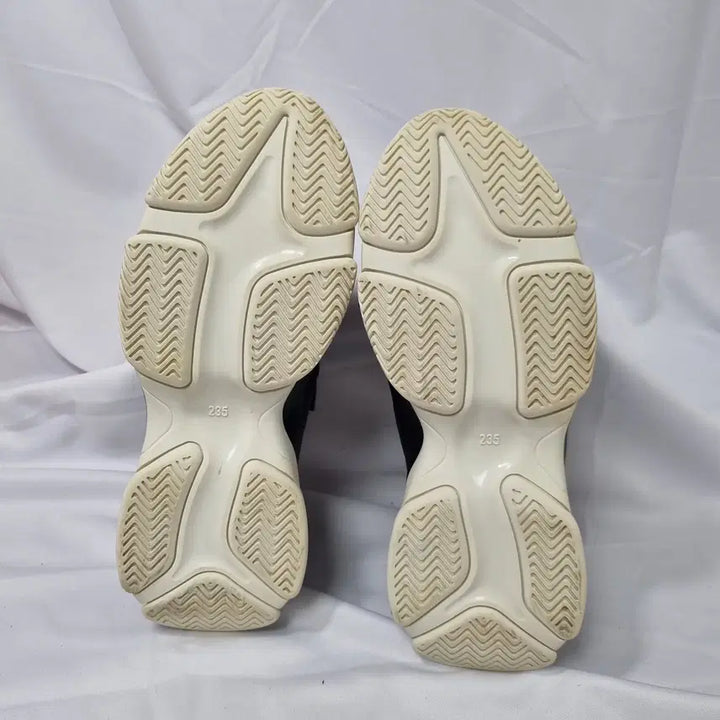 [BUNJANG] Vera Wang New York Light Leather Sneakers / 빈티지하서 235 베라왕 뉴워크 라이트 레더 스니커즈