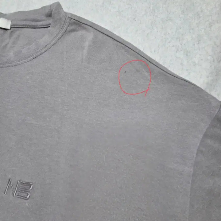 [BUNJANG] Nonblank Loose Fit T-shirt / 넌블랭크 루즈 핏 티셔츠