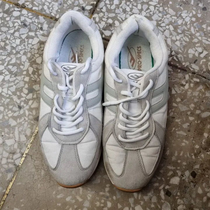 [BUNJANG] Prospecs Sneakers (Size 270) / [270 size] 프로스펙스 운동화