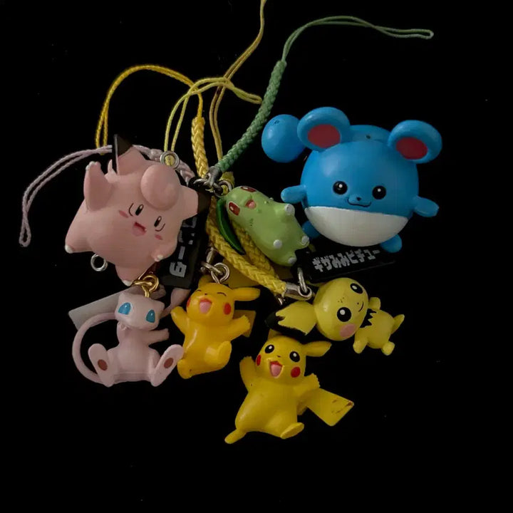 [BUNJANG] Pokemon Marill Pikachu Mew Clefairy Chikorita Figure Keyring Bundle Set / 포켓몬스터 마릴 피카츄 뮤 삐삐 치코리타 피규어 키링 스트랩 일괄