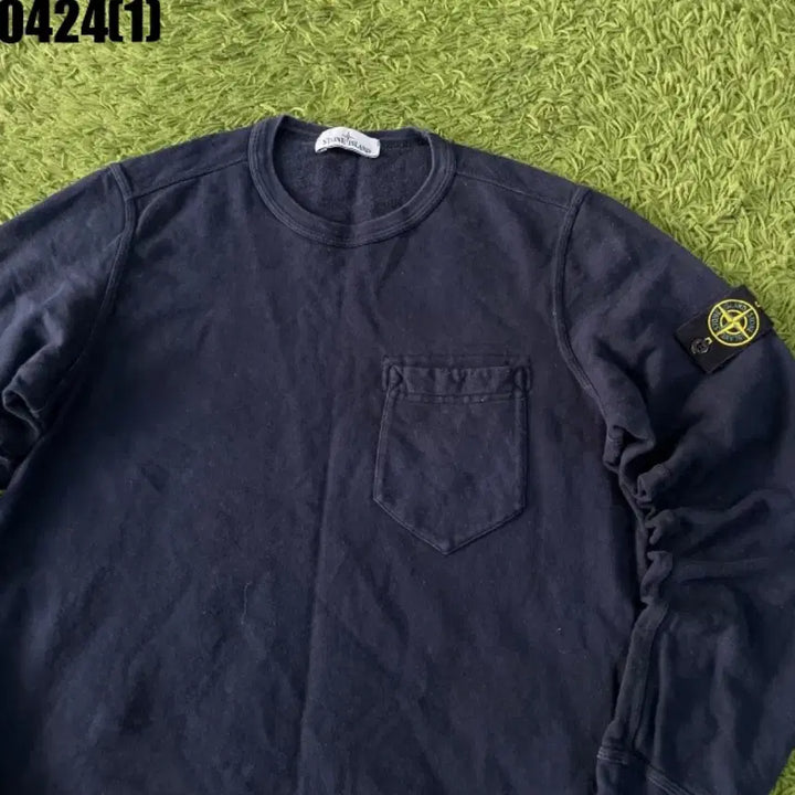 [SOLD OUT] 스톤아일랜드 포켓 네이비 맨투맨 티셔츠