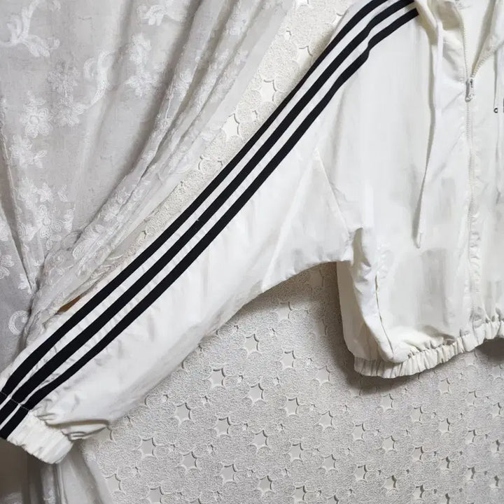 [SOLD OUT] 아디다스 후드집업 여성s