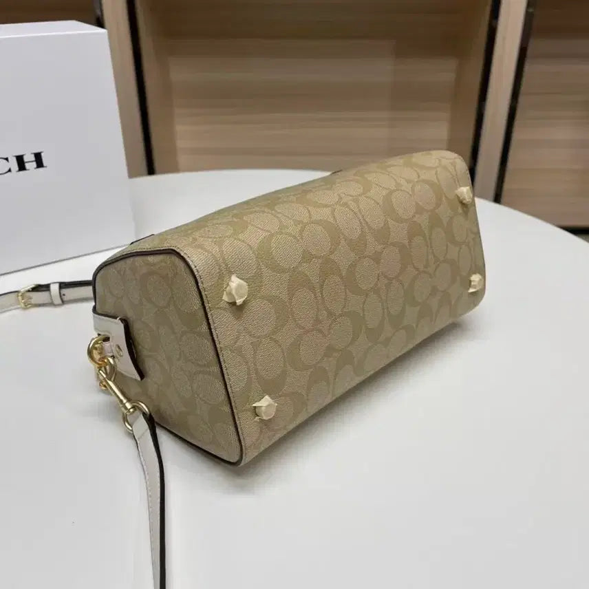 [BUNJANG] Coach Signature Canvas Mini Handbag / 코치  시그니처 캔버스 숄더백 미니 핸드백