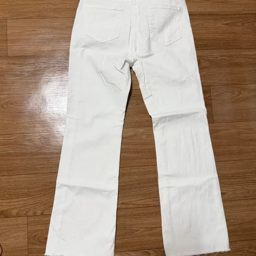[BUNJANG] White Straight-Leg Pants / 일자 화이트 팬츠