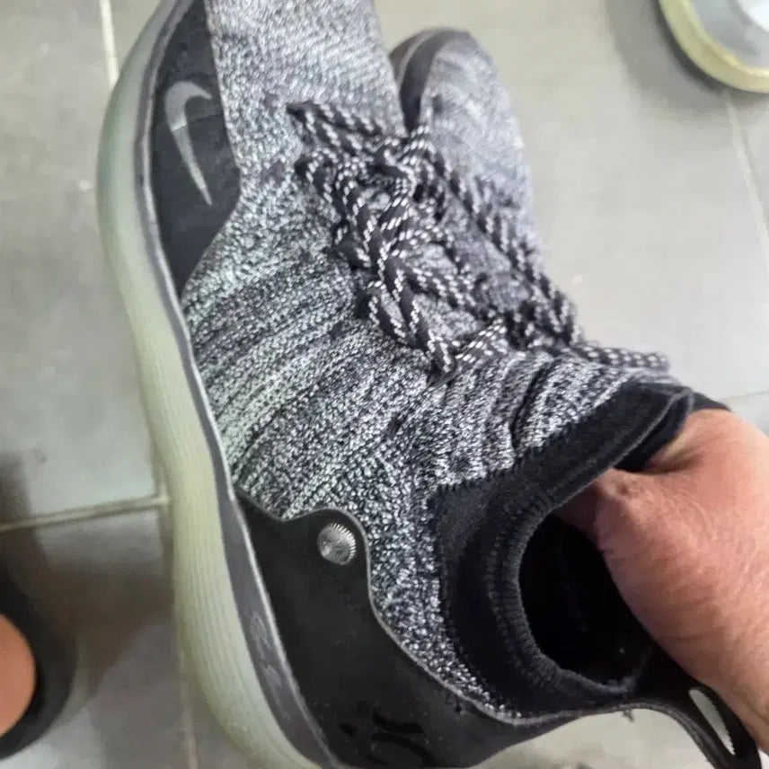 [BUNJANG] Nike KD11 Gray Basketball Shoes (Size 280) / 나이키 KD11 회색 농구화280